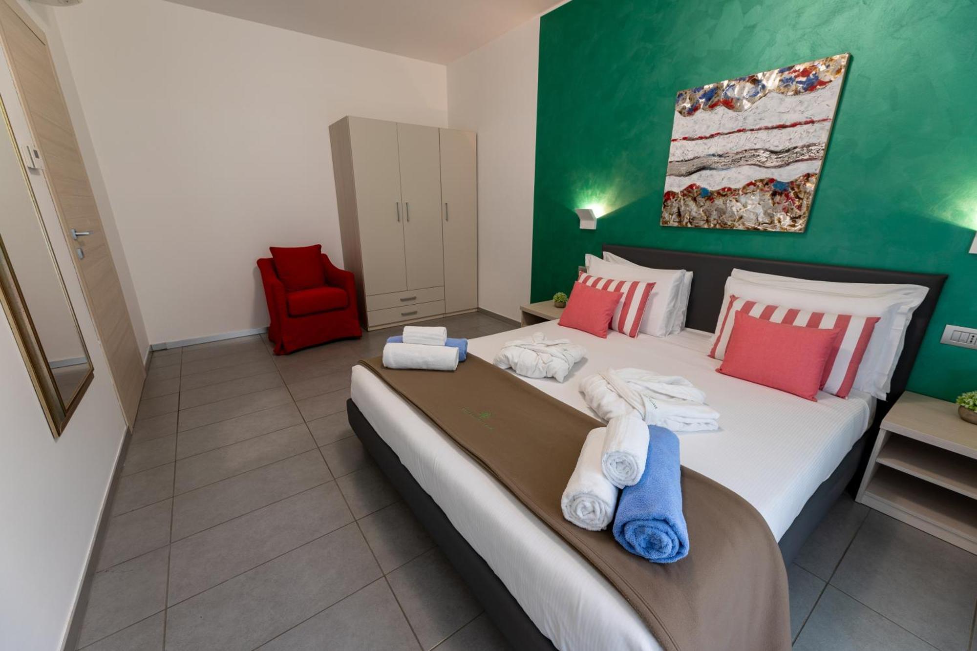 Bellagio Village- 4 Apartments By The Lake - Seasonal Warm Pool And Sauna Oliveto Lario Kültér fotó
